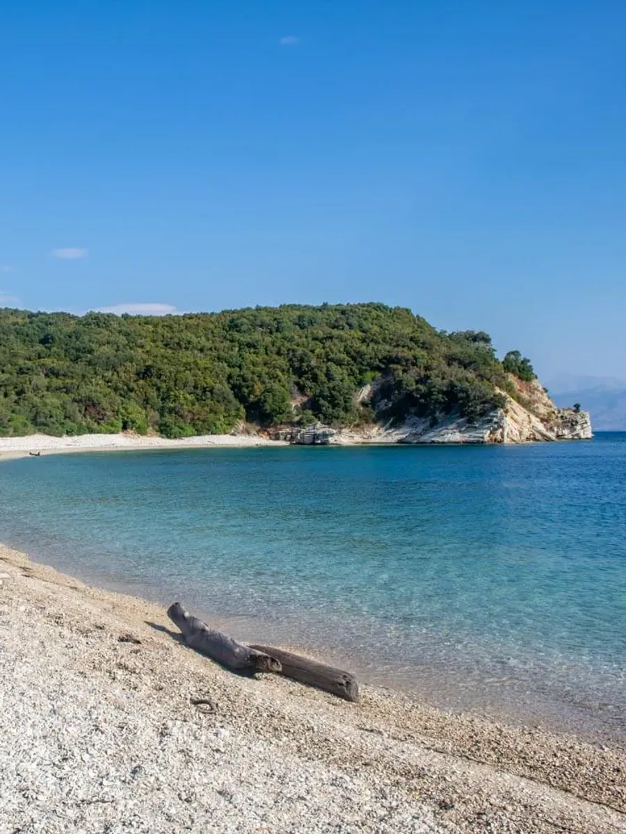 Akoli Beach