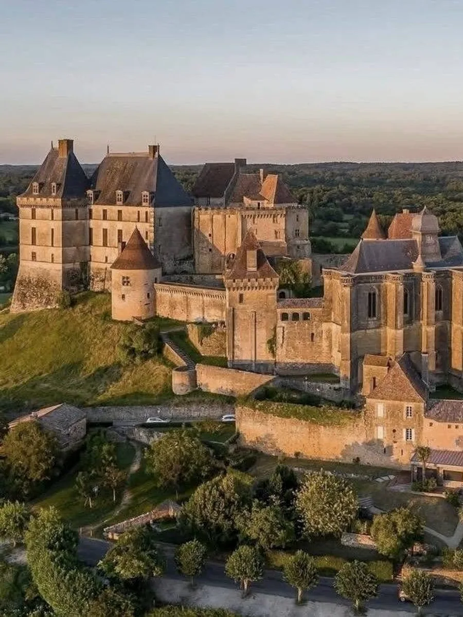 Castle of Biron