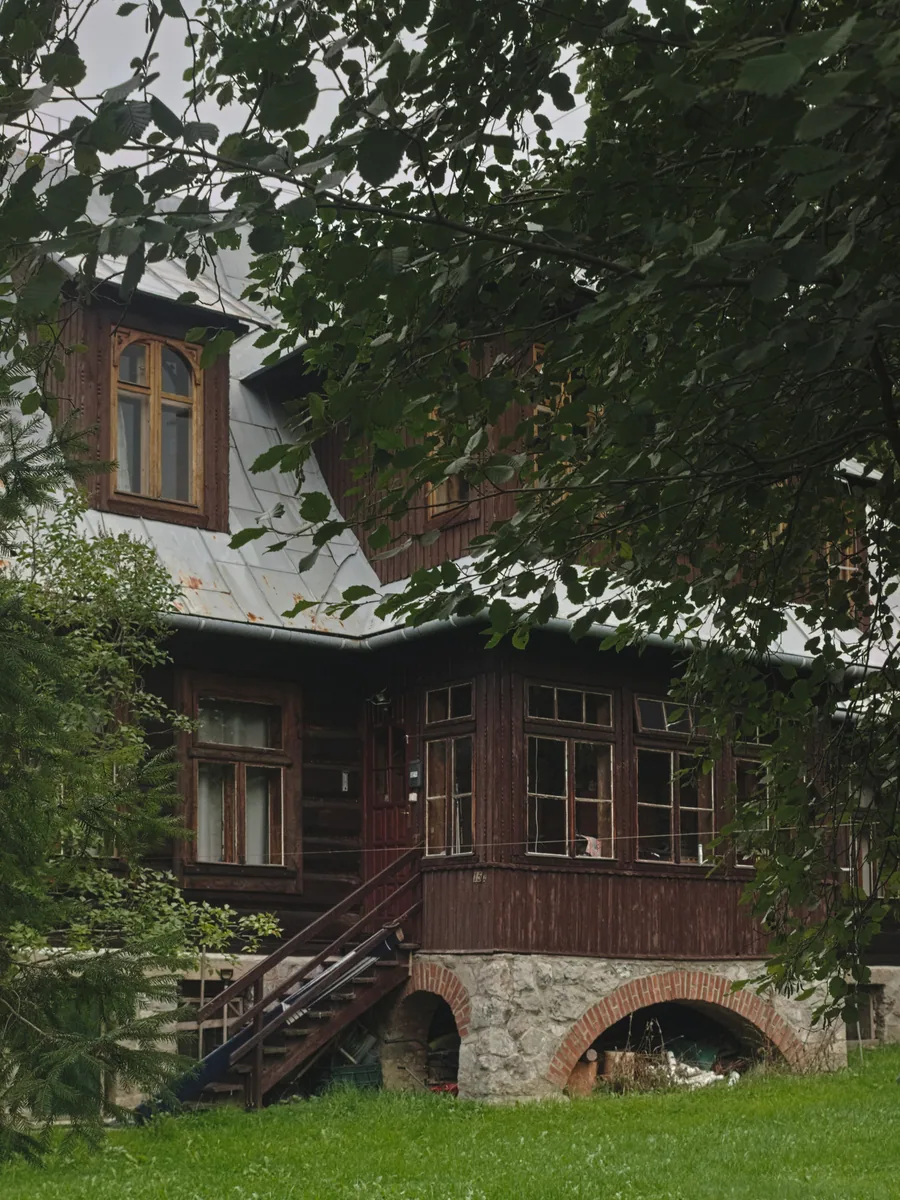 Furmanski Inn Tavern