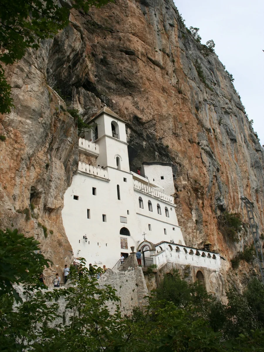 Manastir Ostrog