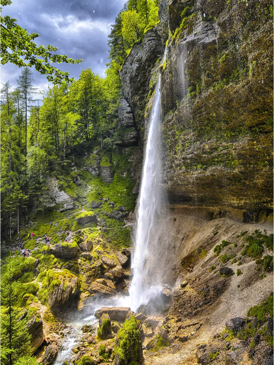 Perichnik Waterfall