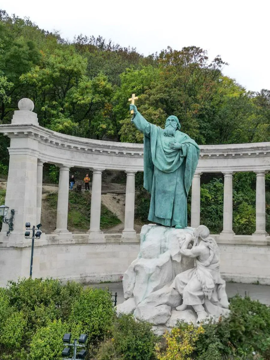 Statue of Saint Gellért