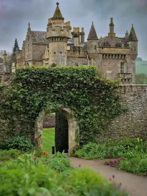Abbotsford House