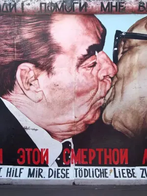 Bruderkuss: Honecker - Brezhnev