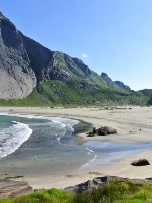 Bunes Beach