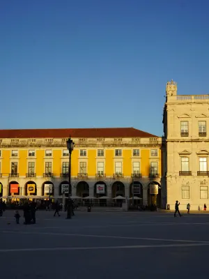 Commerce Square