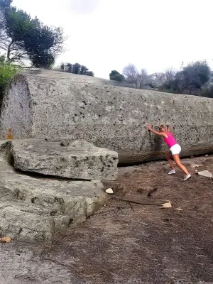 Corbara Monolith