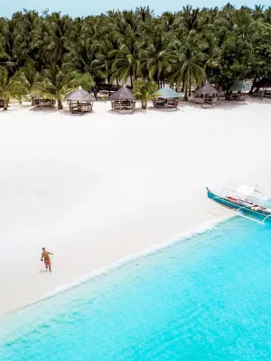 Daku Island Beach