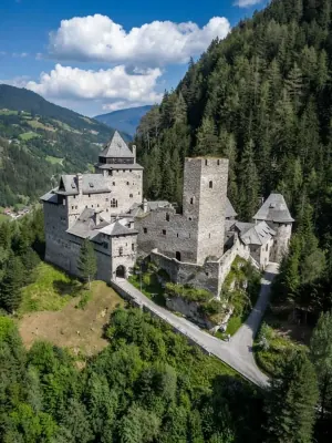 Finstergrün Castle