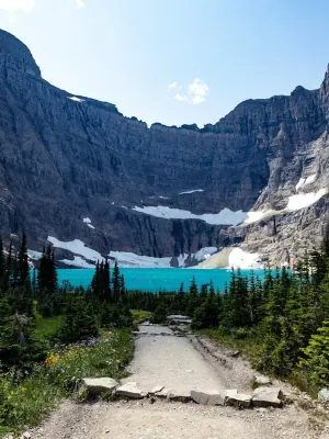 Iceberg Lake