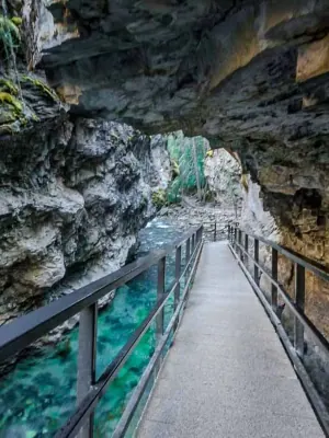 Johnston Canyon