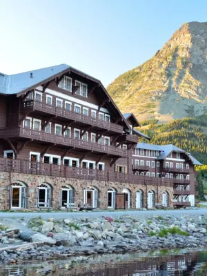 Many Glacier Hotel