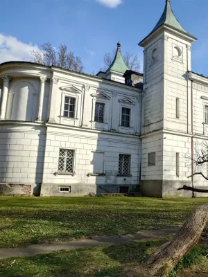 Palace in Falenty