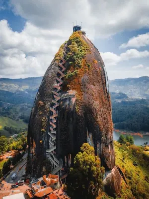 Piedra del Peñol