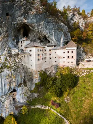 Predjama Castle