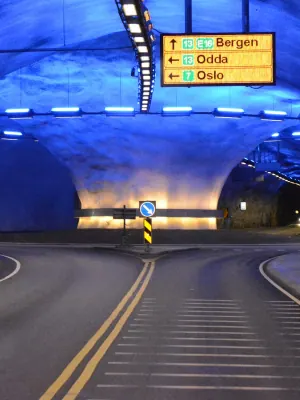 Roundabout in tunnel