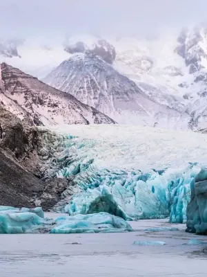 Svínafellsjökull Glacier