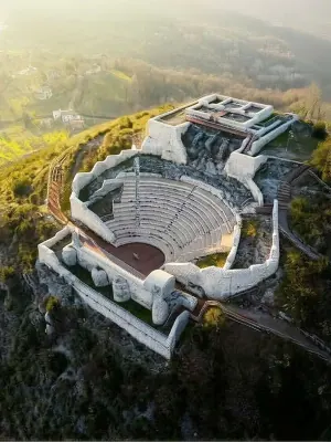 Teatro e Tempio di Pietravairano