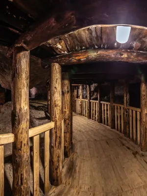 Underground Tourist Route of the Nagórzyckie Caves