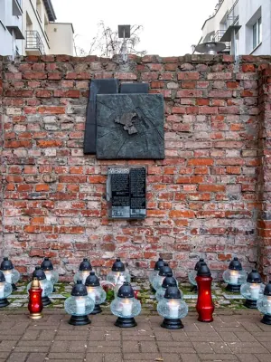 Warsaw Ghetto boundary marker
